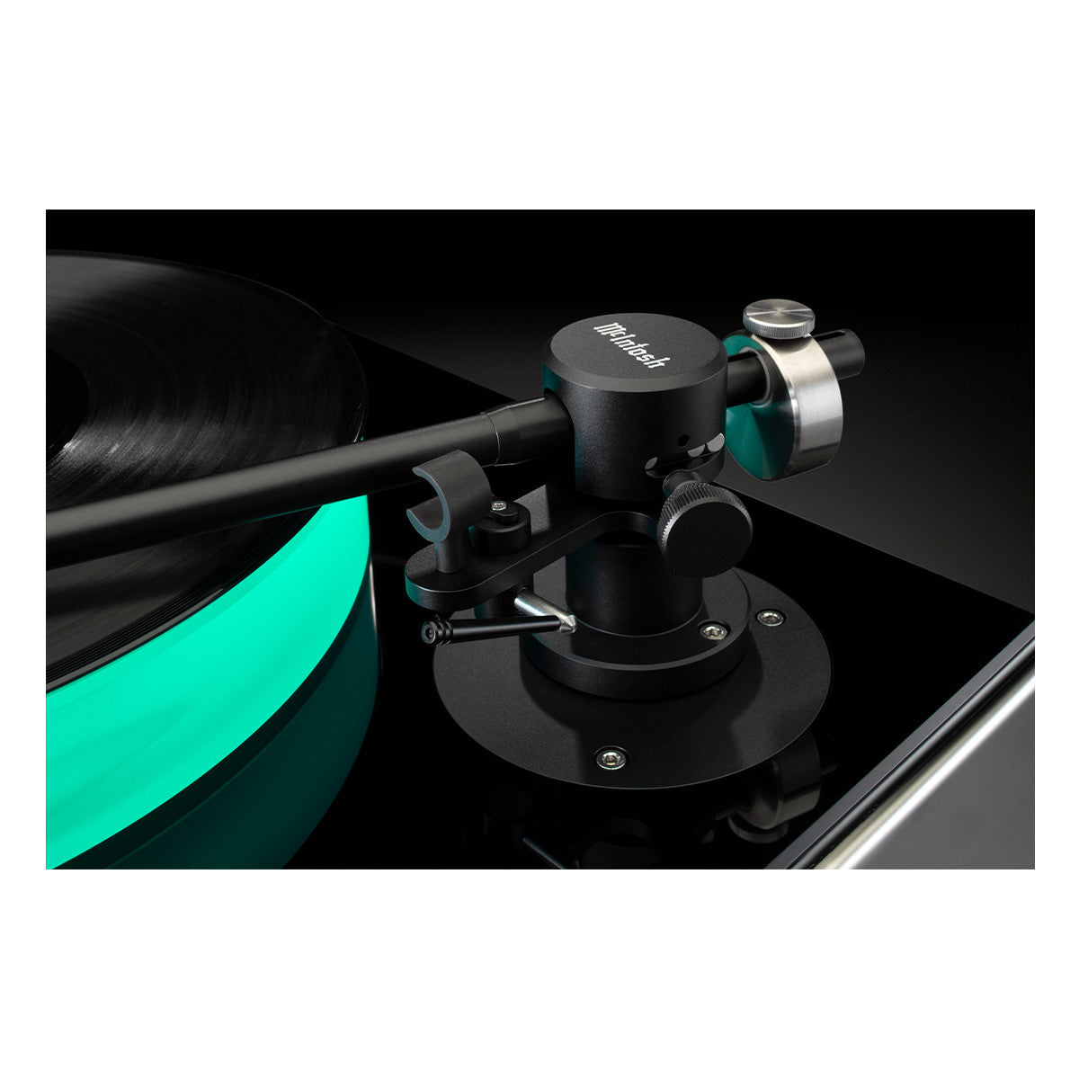 McIntoshMT5 Precision Turntable with Sumiko Amethyst MM Cartridge (Black)