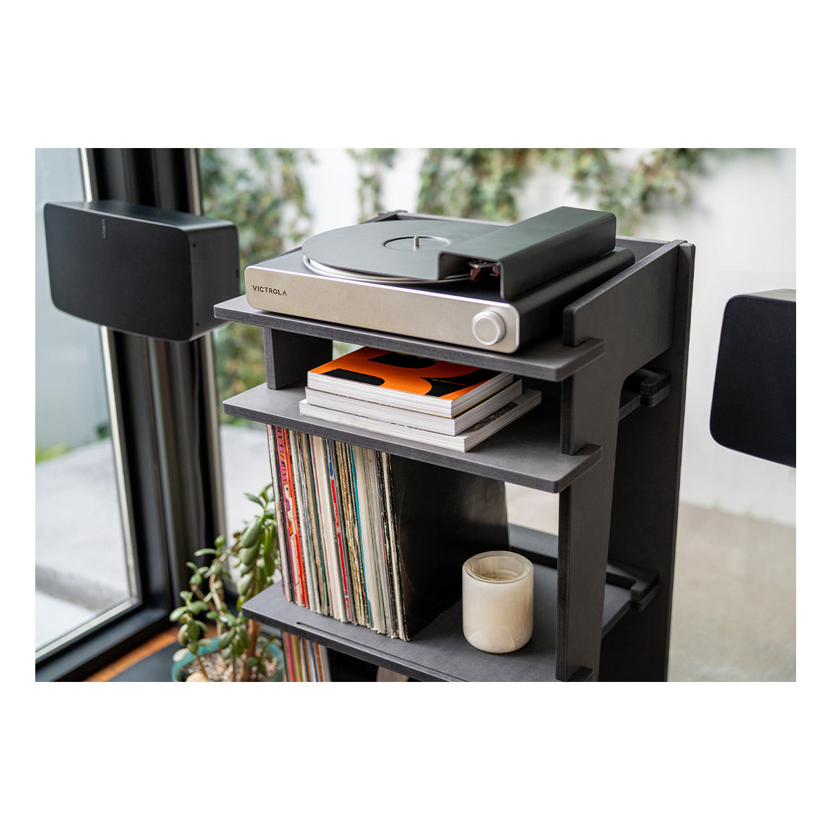 Stream Carbon Turntable with Pair of Sonos Five Wireless Speaker for Streaming Music (White)