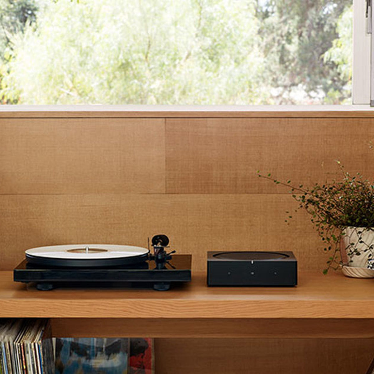 Stream Onyx Works with Sonos Wireless Turntable with Sonos Amp Wireless Hi-Fi Player