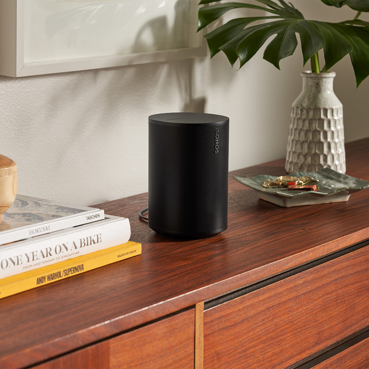 Stream Onyx Works with Sonos Wireless Turntable with Sonos Era 100 Wireless Smart Speaker (Black)
