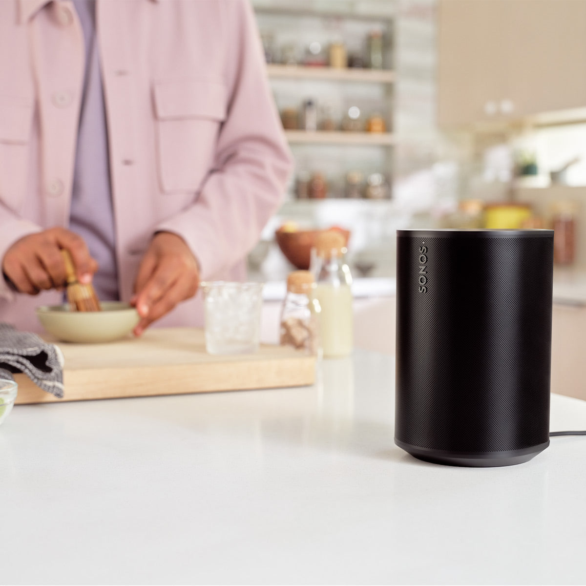 Stream Onyx Works with Sonos Wireless Turntable with Sonos Era 100 Wireless Smart Speaker (Black)