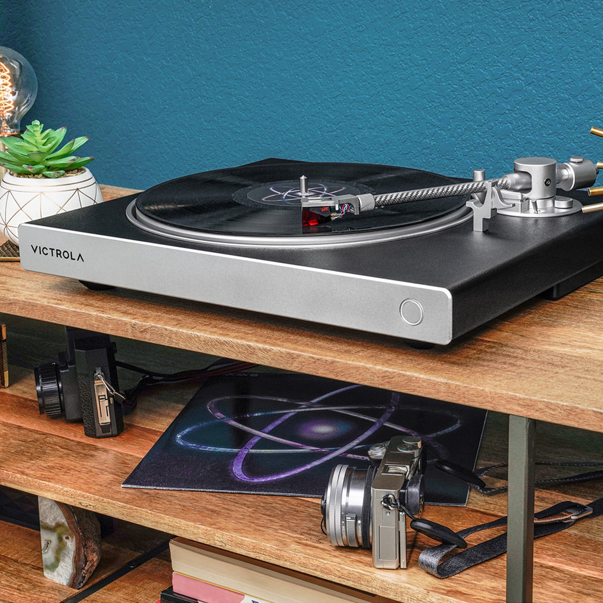 Hi-Res Carbon Bluetooth Turntable with aptX Adaptive Audio and Ortofon 2M Red Cartridge