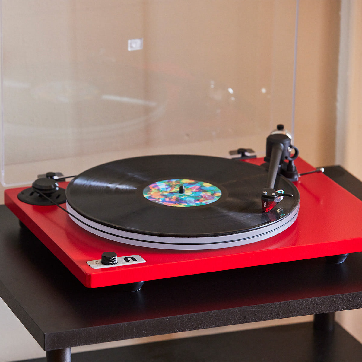 UTurn Audio Orbit 2 Special Turntable with Built-In Preamp and Ortofon 2M Red Cartridge (Red)