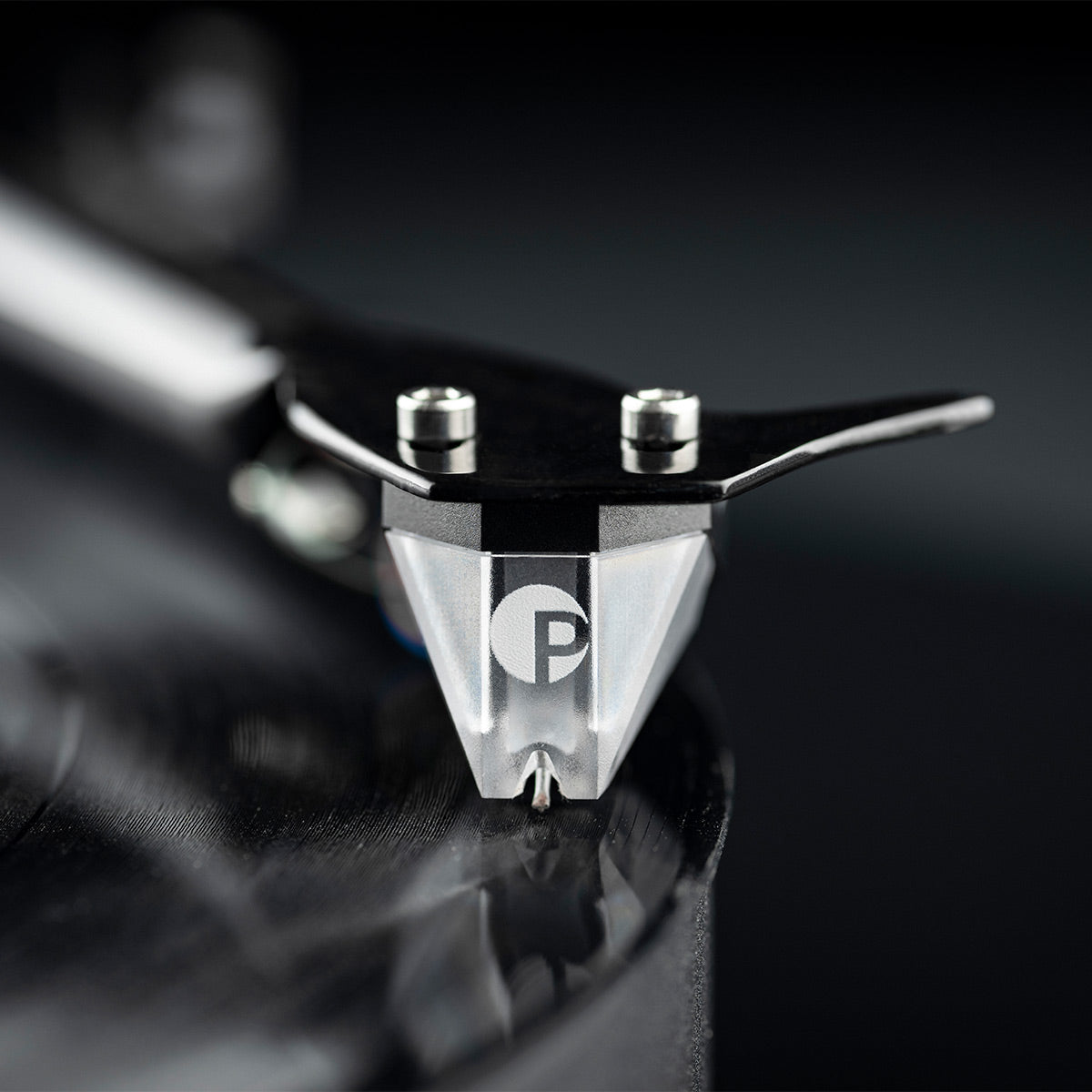 ProJect Debut PRO B Balanced Turntable with Pick it PRO Balanced Cartridge