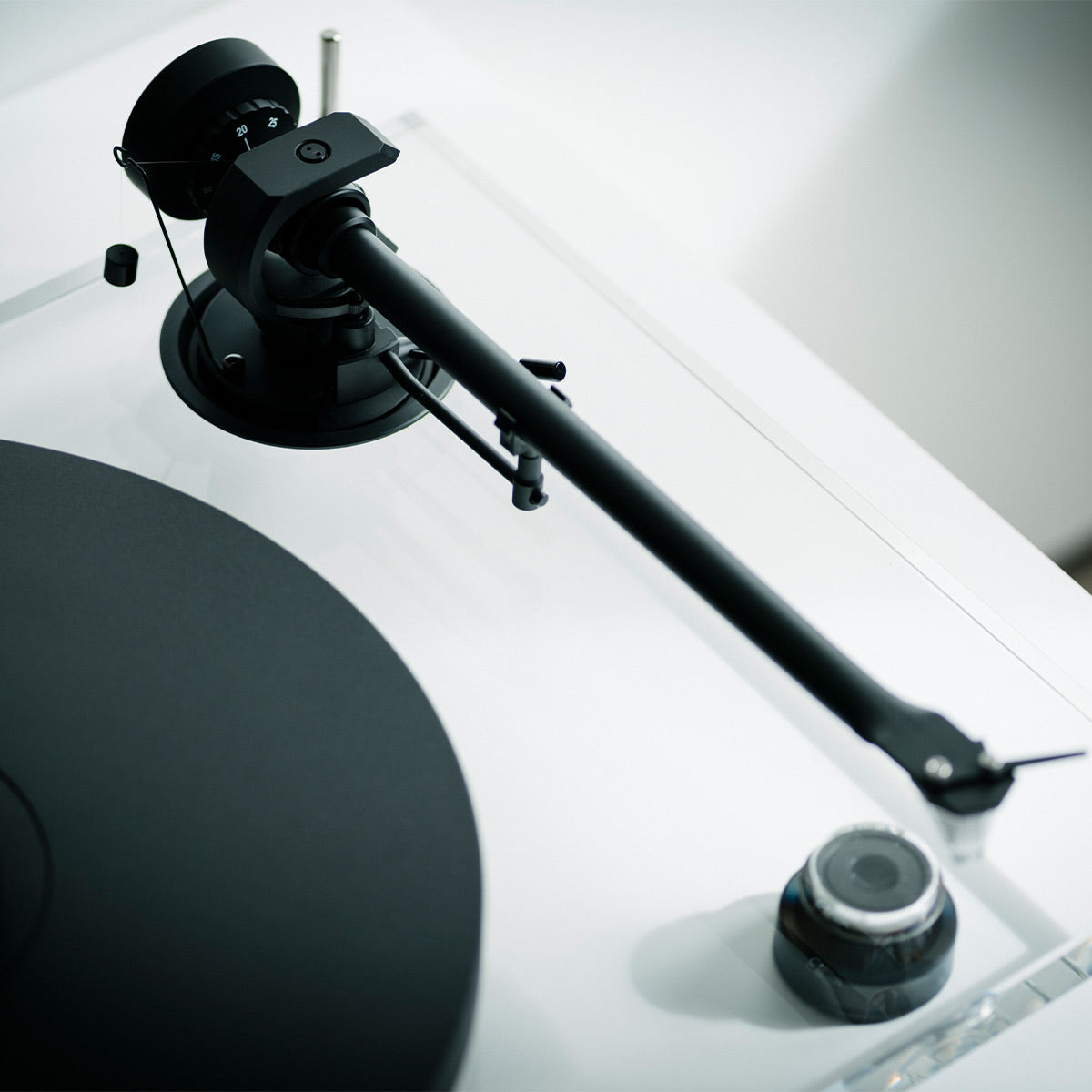 ProJect XA B Balanced Turntable with Pick it PRO Balanced Cartridge