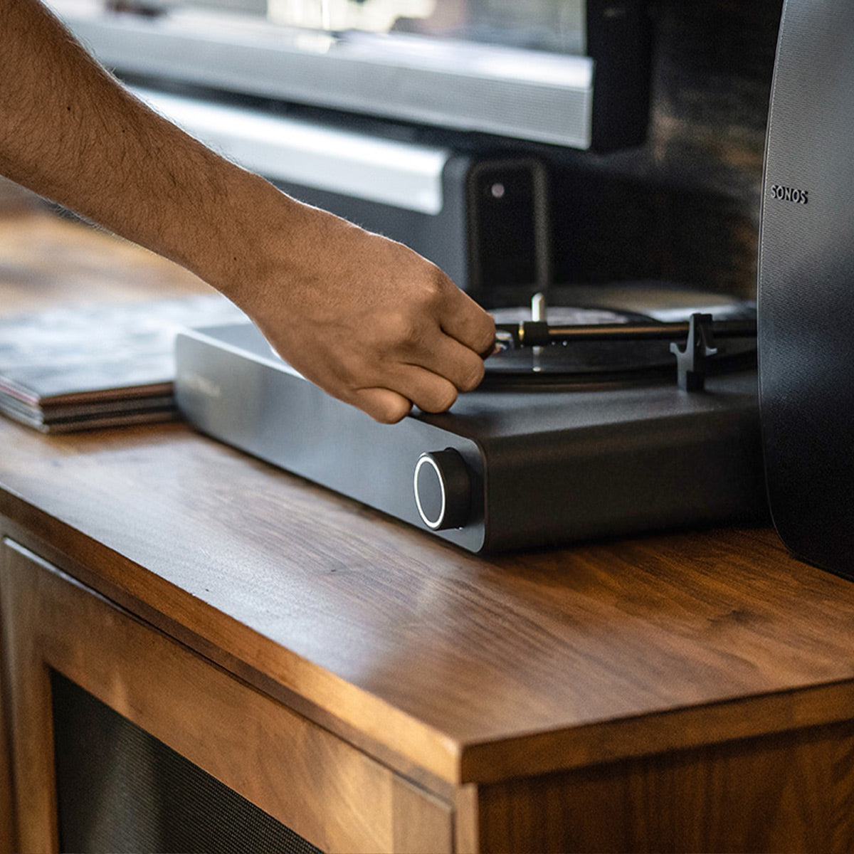 Stream Onyx 2-Speed Wireless Turntable - Works with Sonos